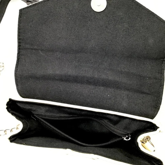 Harry Potter Hogwarts Purse Shoulder Bag Handbag Ivory Red Green Envelope Gift - Picture 8 of 10